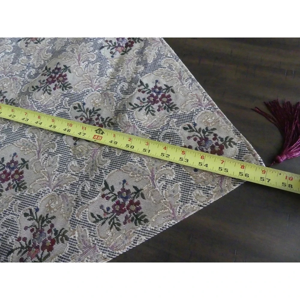 Vtg Victorian‎ Style Woven Tapestry Floral Table Runner Removeable Tassels 18x68